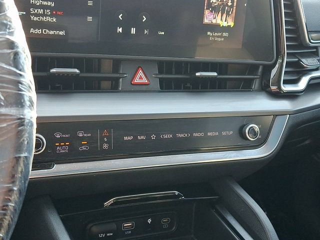 Used 2023 Kia Sportage EX w/ EX Premium Package AWD/4WD image 19