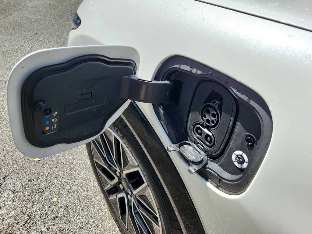 Used 2024 Ford Mustang Mach-E Premium image 10