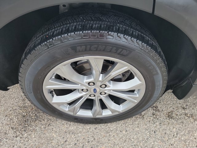 Used 2024 Ford Explorer XLT w/ Equipment Group 202A image 11