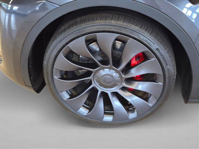 Used 2024 Tesla Model Y Performance AWD/4WD image 26