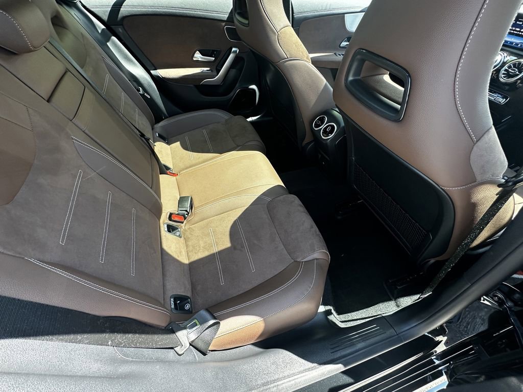 Certified 2025 Mercedes-Benz CLA 250 4MATIC image 18