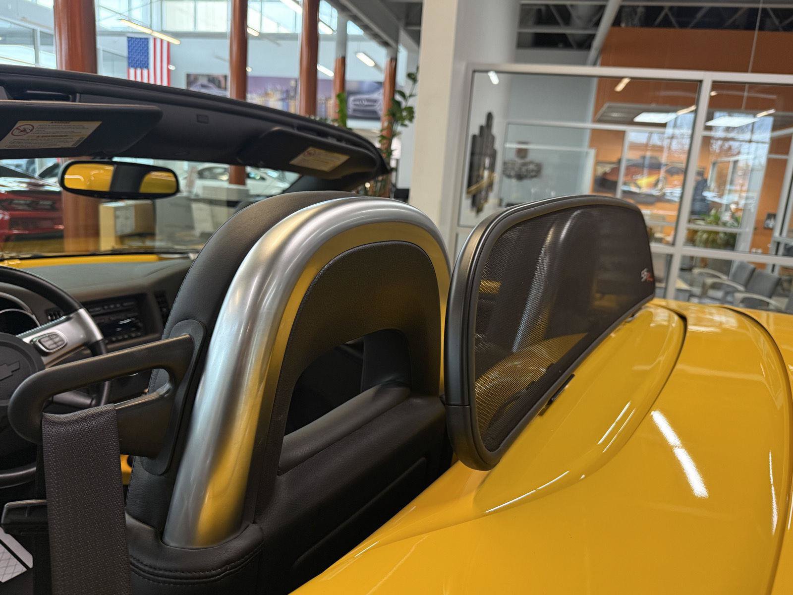 Used 2004 Chevrolet SSR w/ Preferred Equipment Group RWD image 14