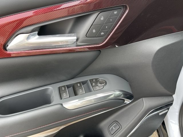 New 2026 Chevrolet Traverse RS w/ LPO, Floor Liner Package AWD/4WD image 13