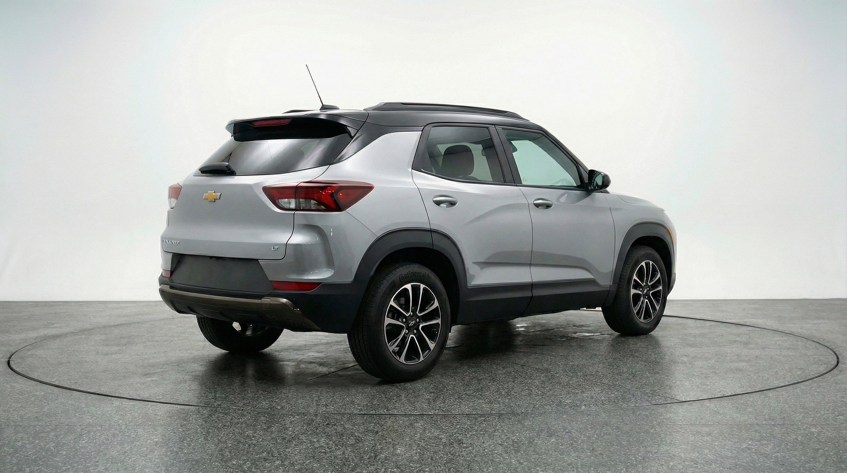 Used 2025 Chevrolet TrailBlazer LT image 9