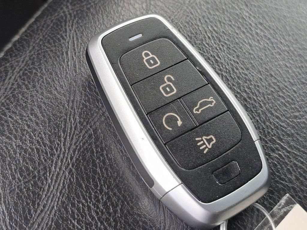 Used 2020 Jeep Renegade Limited AWD/4WD image 47
