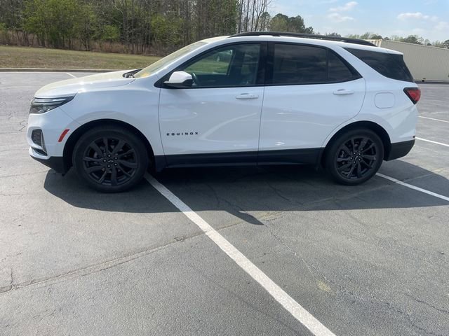 Used 2024 Chevrolet Equinox RS image 2