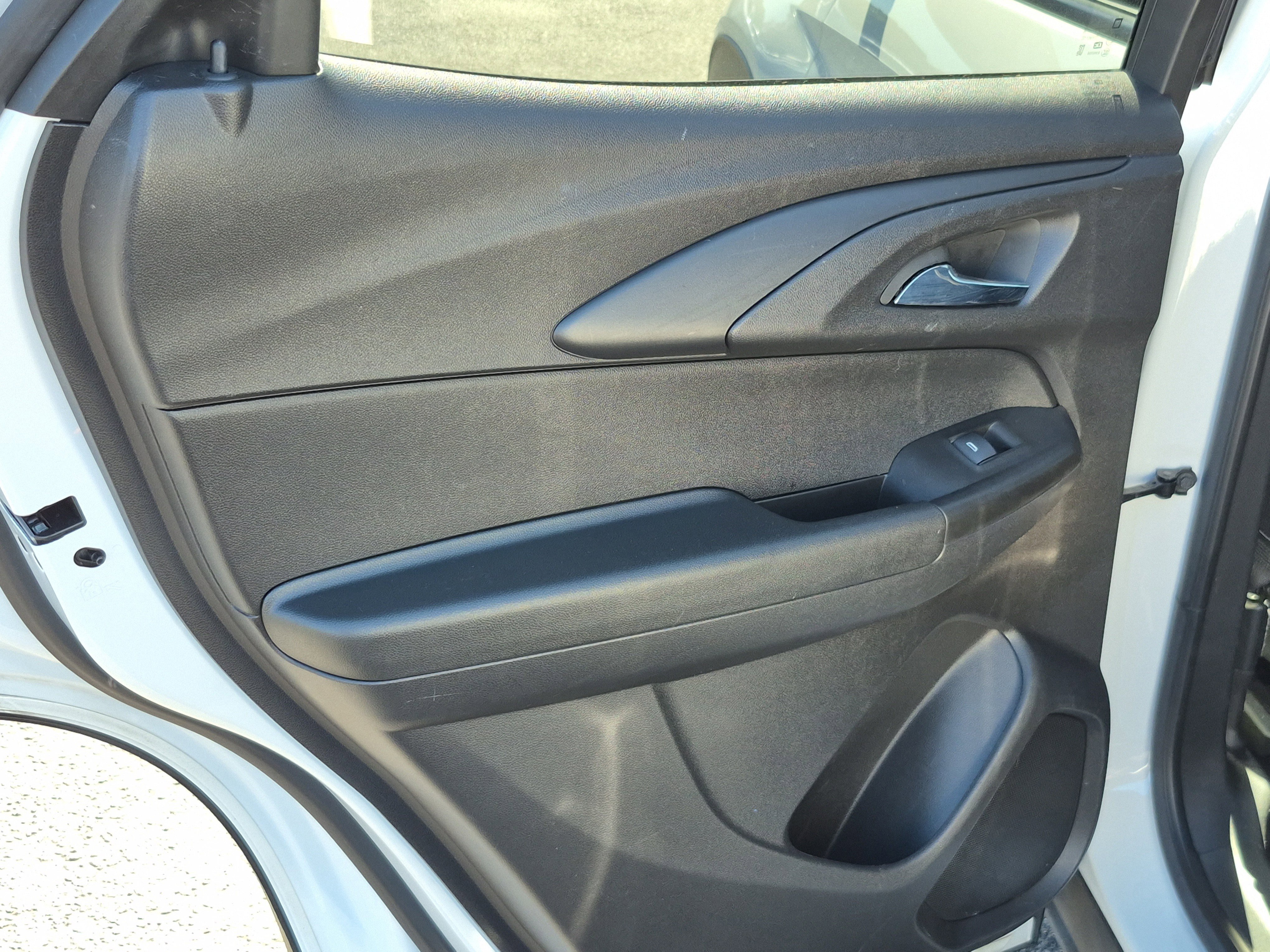 Used 2023 Chevrolet TrailBlazer LT w/ Convenience Package image 13