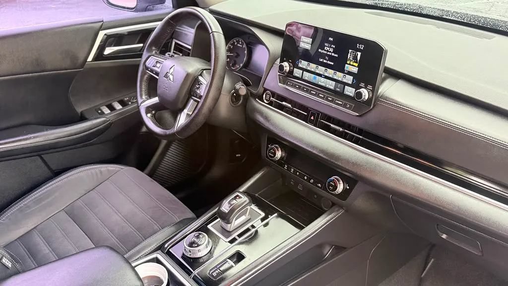 Used 2022 Mitsubishi Outlander SE FWD image 21