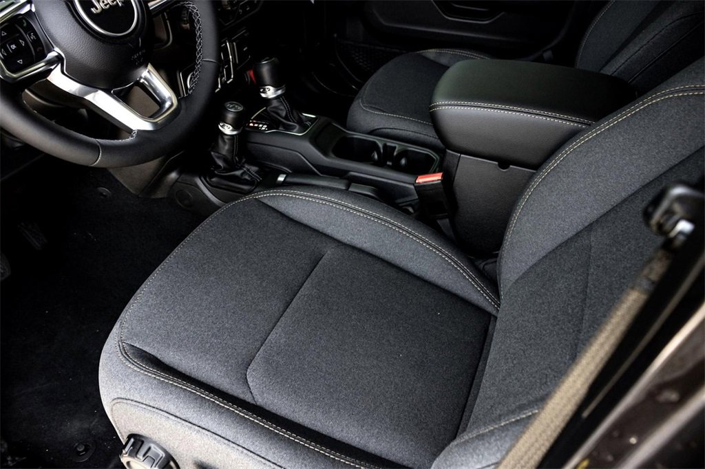 New 2025 Jeep Wrangler Sahara w/ Safety Group image 10