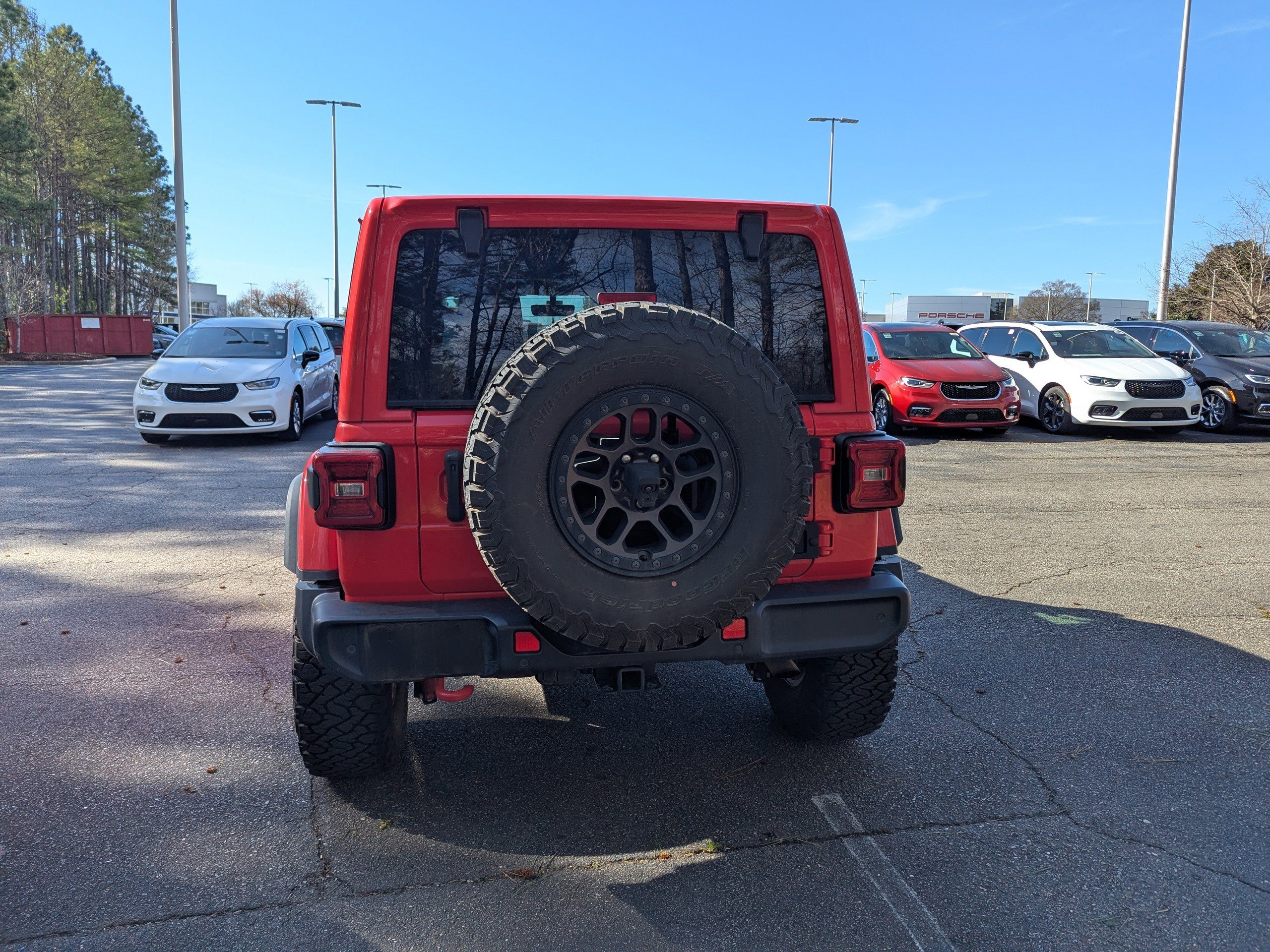 Used 2022 Jeep Wrangler Unlimited Rubicon w/ Xtreme Recon 35" Tire Package image 2