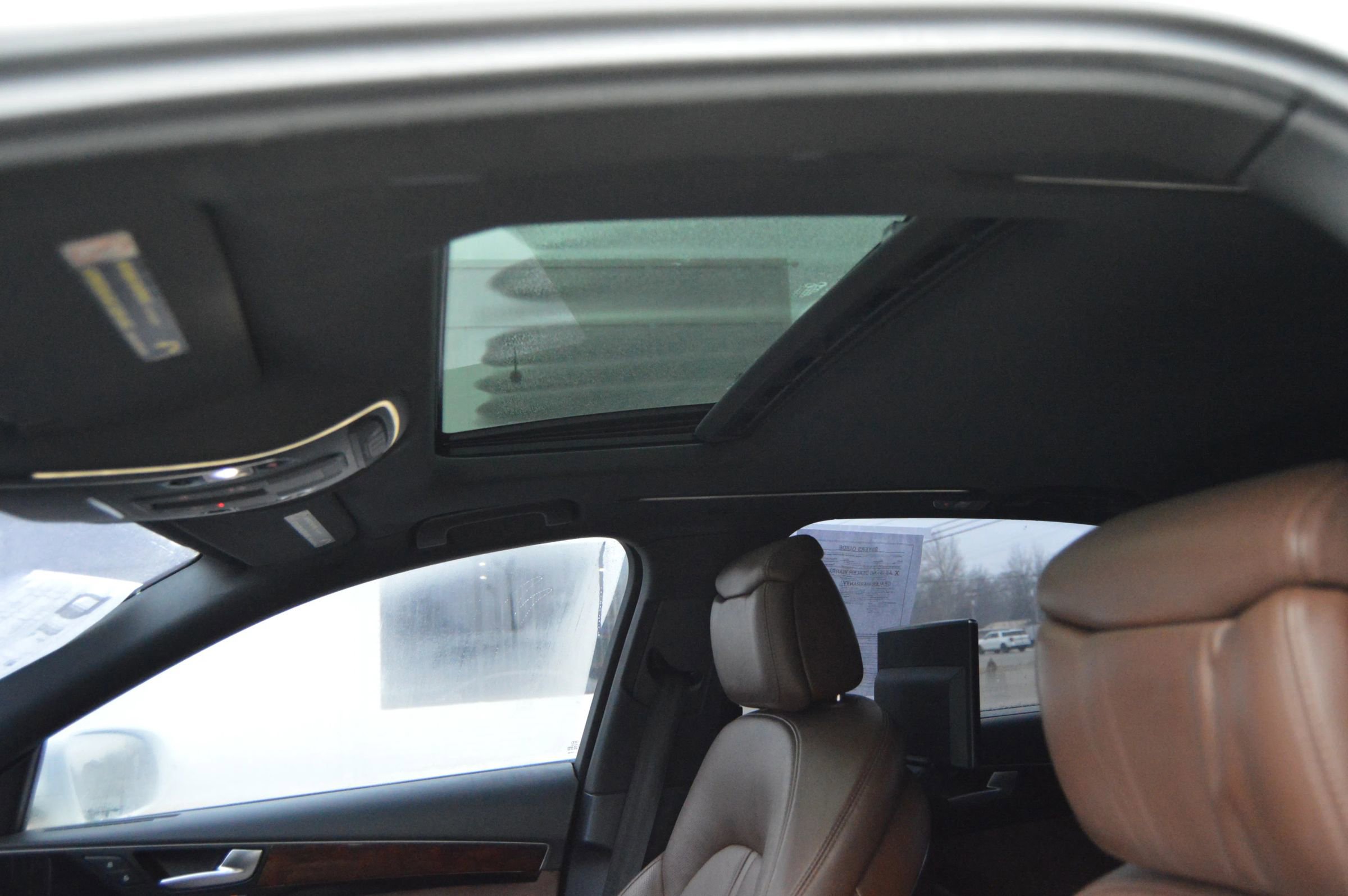 Used 2011 Audi A8 L 4.2 image 22