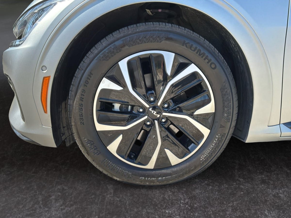 Used 2024 Kia EV6 GT-Line RWD image 9