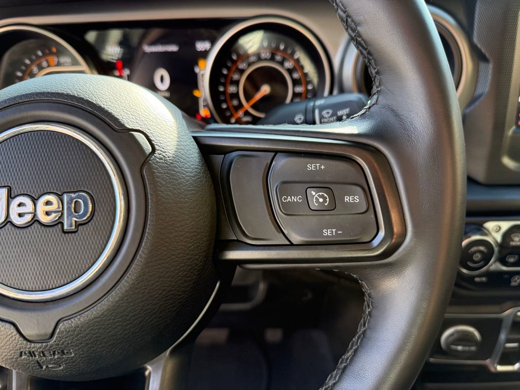 Used 2021 Jeep Gladiator Sport image 24