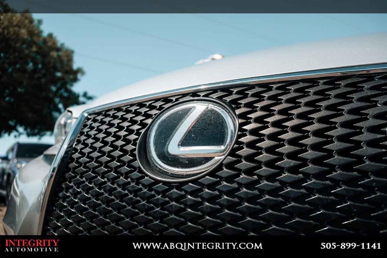 Used 2015 Lexus IS 250 w/ F-Sport Package RWD image 10
