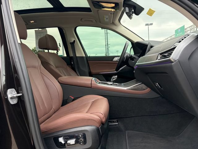 Used 2022 BMW X7 xDrive40i w/ Executive Package AWD/4WD image 34