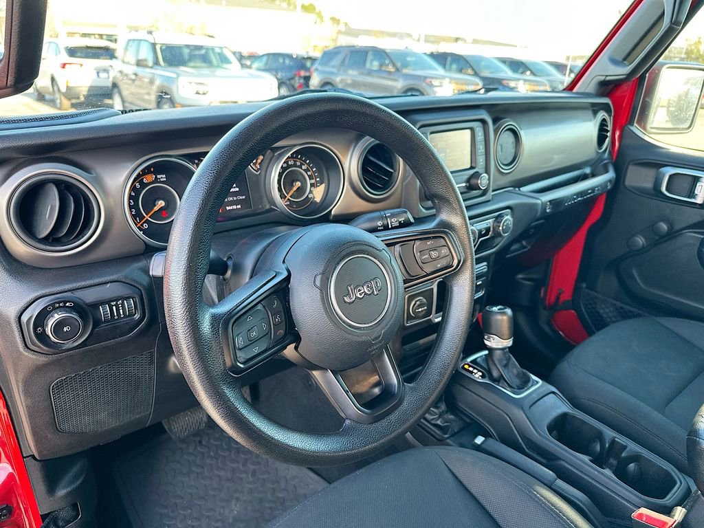 Used 2018 Jeep Wrangler Unlimited Sport image 10