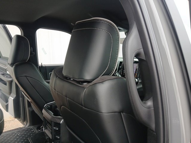 New 2027 RAM 4500 4x4 Crew Cab DRW w/ Laramie Trim Package image 20