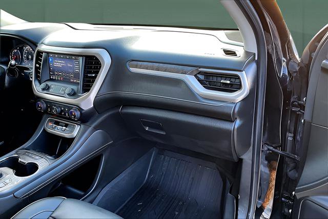 Used 2023 GMC Acadia Denali w/ Denali Ultimate Package image 23