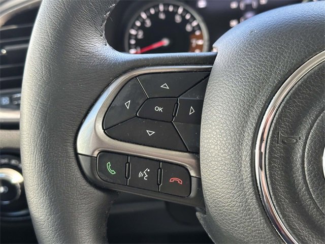 Certified 2022 Jeep Renegade Latitude w/ Convenience Group image 31