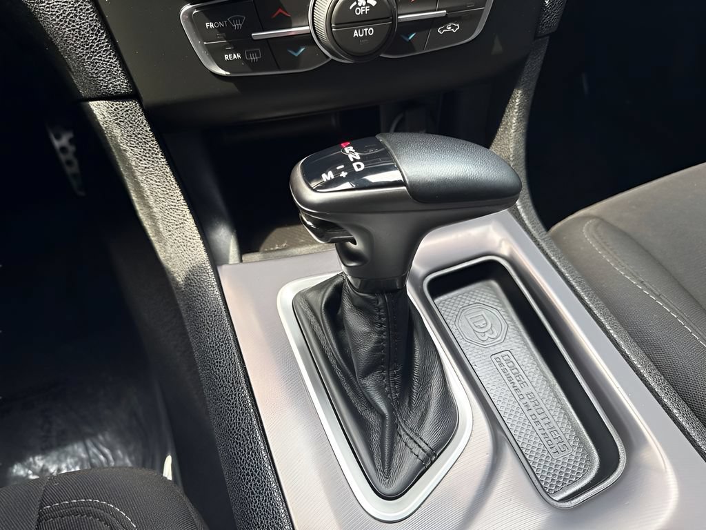 Used 2021 Dodge Charger R/T w/ Driver Convenience Group RWD image 16