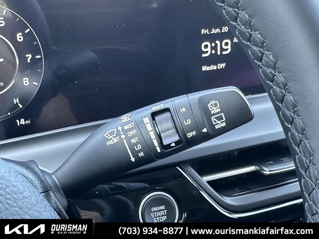 New 2025 Kia Seltos X-Line image 16