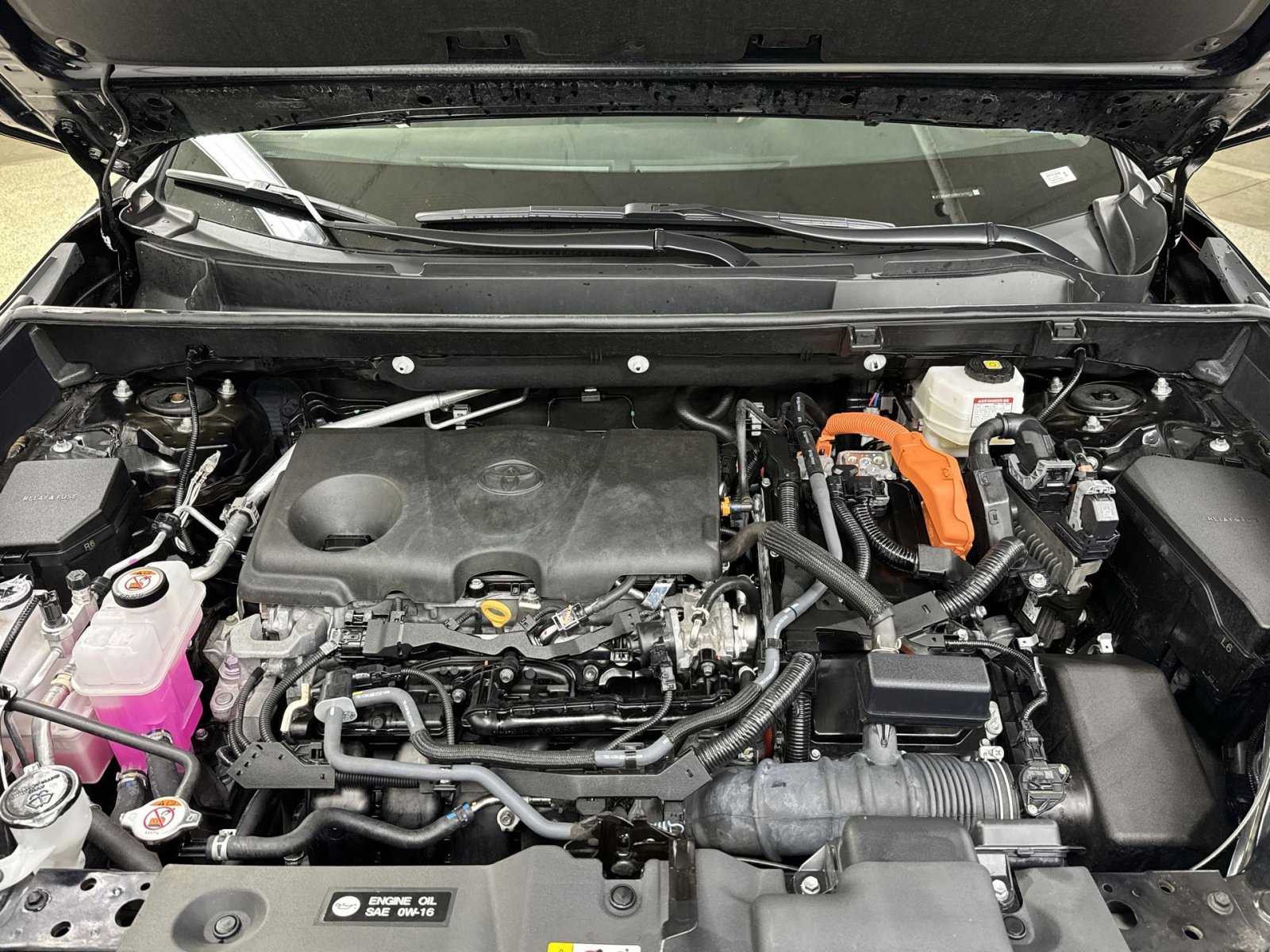 Used 2024 Toyota RAV4 XLE image 33