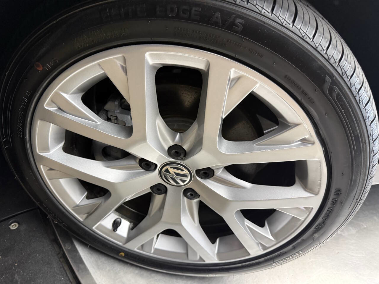 Used 2017 Volkswagen Golf Alltrack SEL AWD/4WD image 28