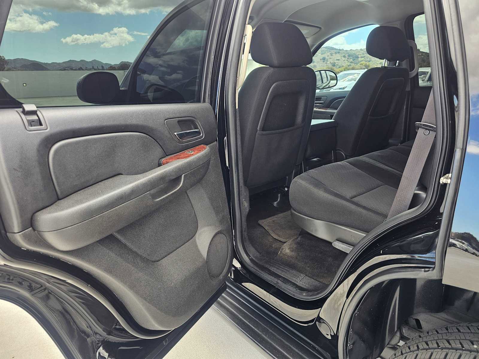 Used 2013 Chevrolet Tahoe LS RWD image 17