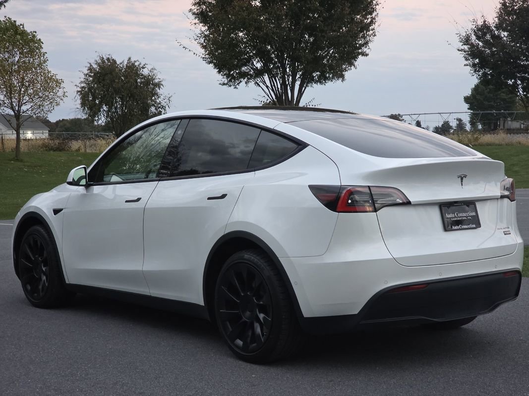 Used 2021 Tesla Model Y Long Range image 6