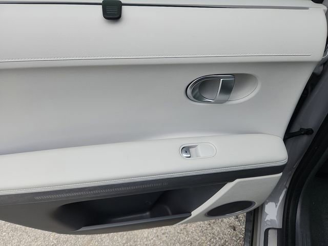 Certified 2023 Hyundai Ioniq 5 Limited w/ Cargo Package image 27