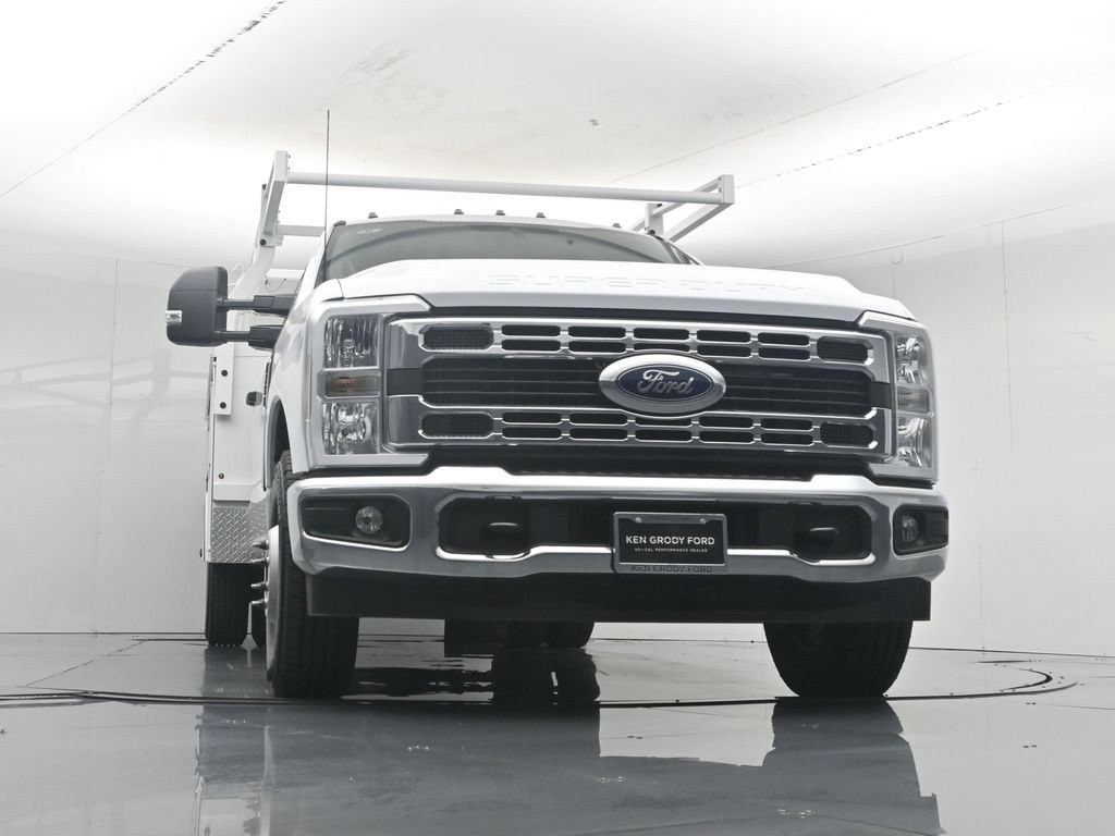 New 2026 Ford F350 XL w/ XL Chrome Package RWD image 49