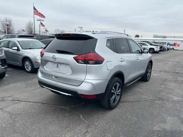 Used 2019 Nissan Rogue SV w/ Premium Package image 5