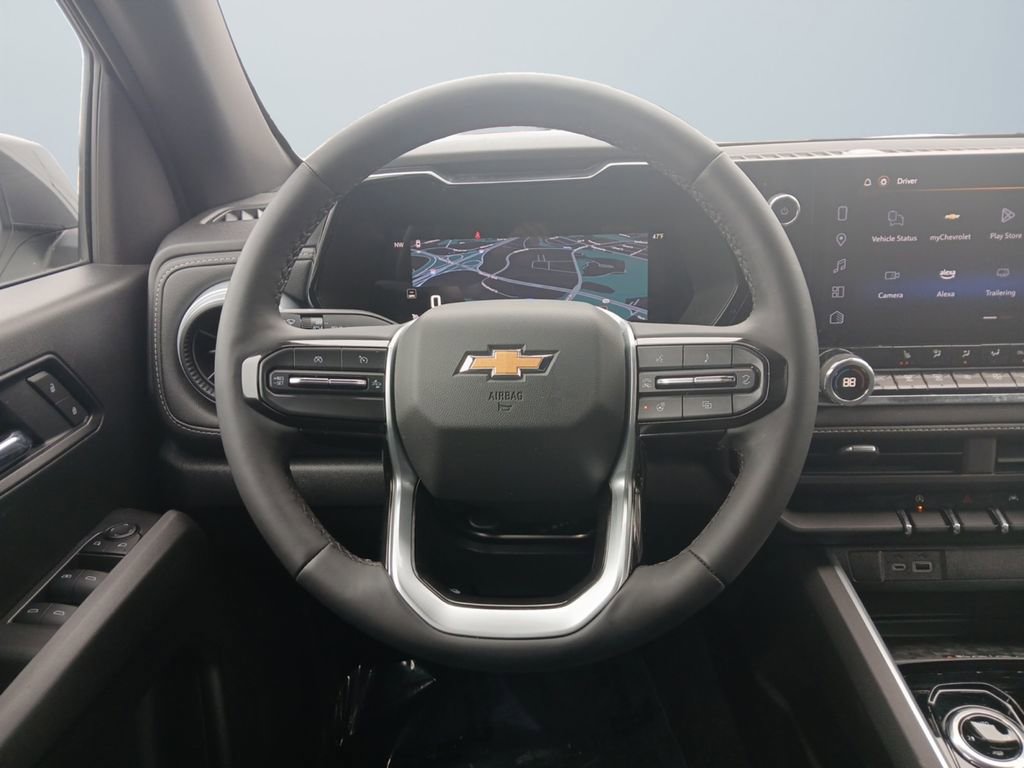 Used 2025 Chevrolet Colorado LT w/ LT Convenience Package image 12