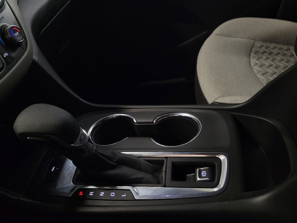 Used 2024 Chevrolet Equinox LS w/ LS Convenience Package image 26