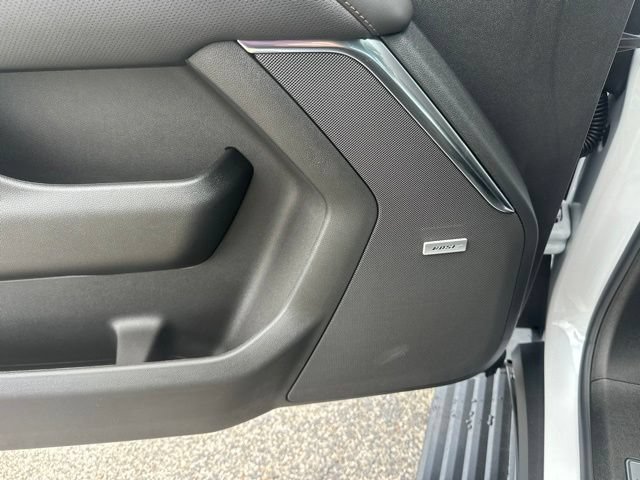 New 2026 Chevrolet Suburban High Country AWD/4WD image 14