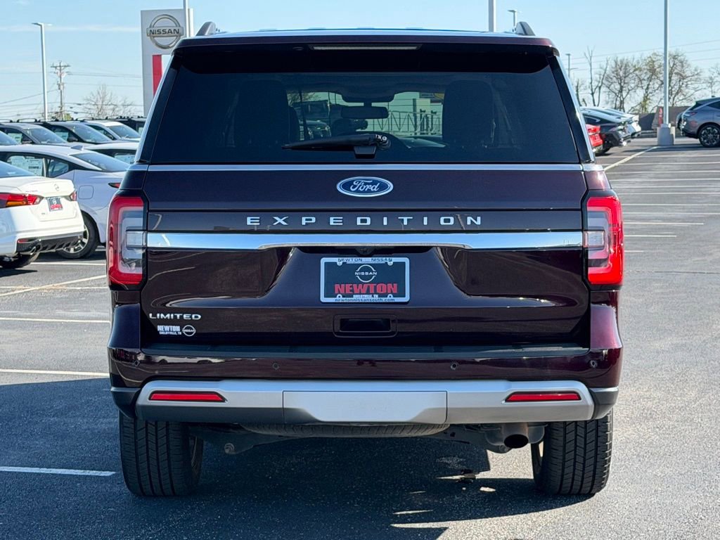 Used 2024 Ford Expedition Limited image 6