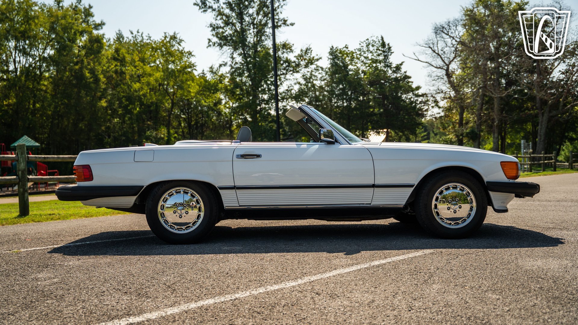 Used 1987 Mercedes-Benz 560 SL image 21