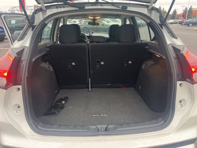 Used 2021 Nissan Kicks SV image 19