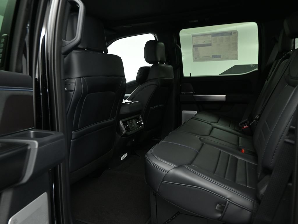 New 2026 Ford F250 Platinum AWD/4WD image 17