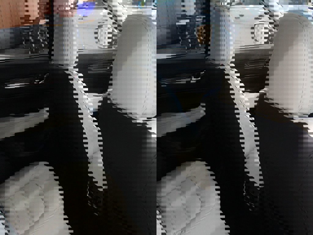 Used 2023 MAZDA CX-5 AWD 2.5 S w/ Premium Plus Pkg image 15