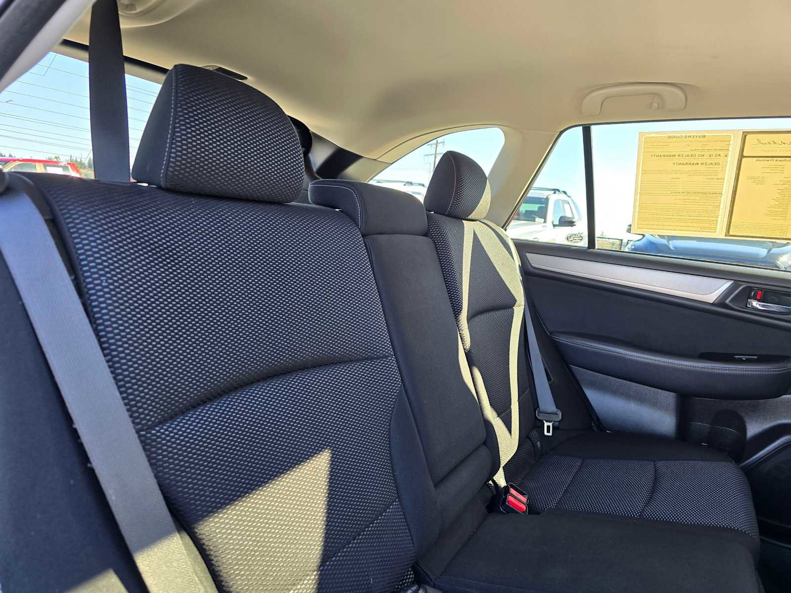 Used 2017 Subaru Outback 2.5i Premium image 14