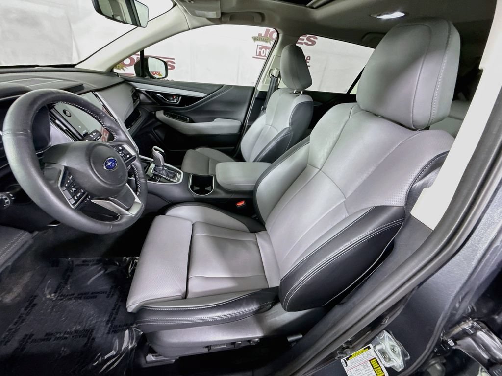 Used 2023 Subaru Outback Limited AWD/4WD image 28