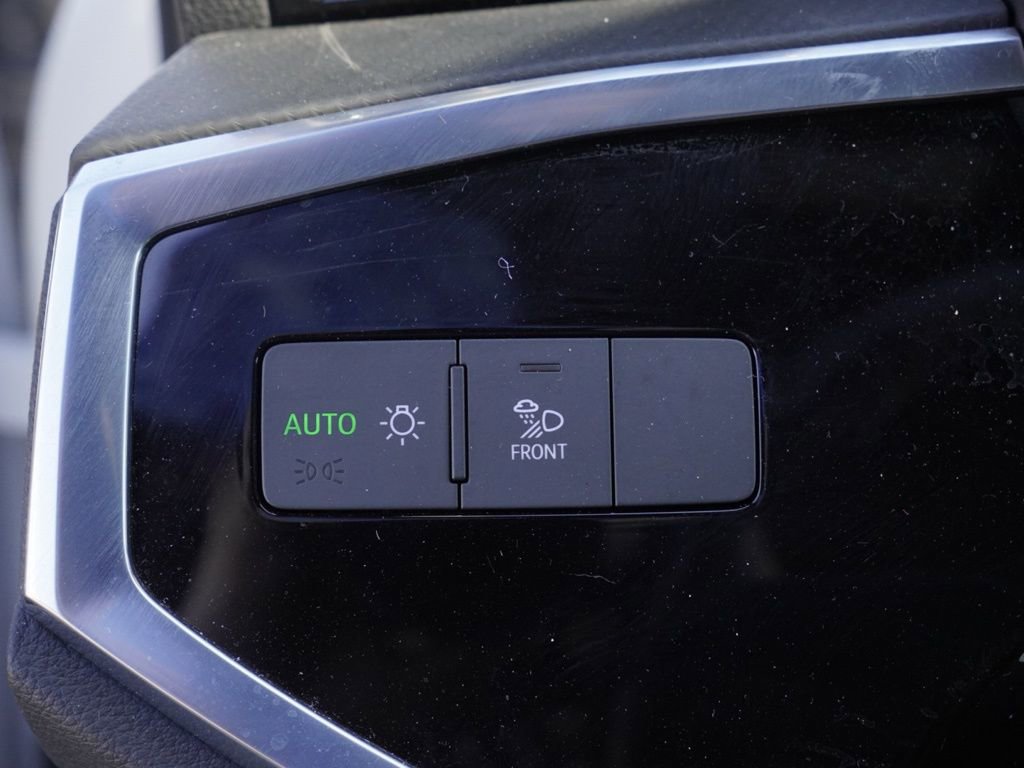 Used 2023 Audi Q3 2.0T Premium image 13