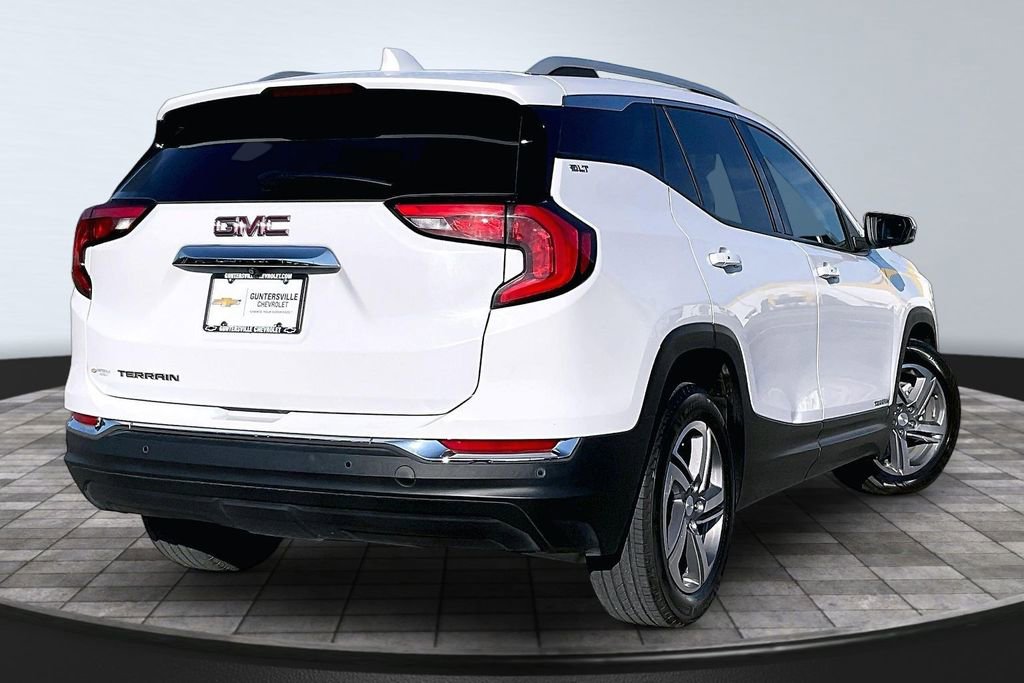 Used 2021 GMC Terrain SLT FWD image 2