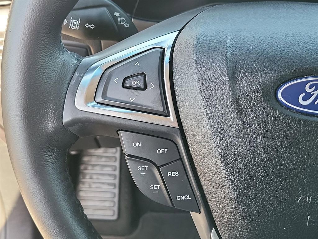 Used 2021 Ford Edge SEL FWD image 37