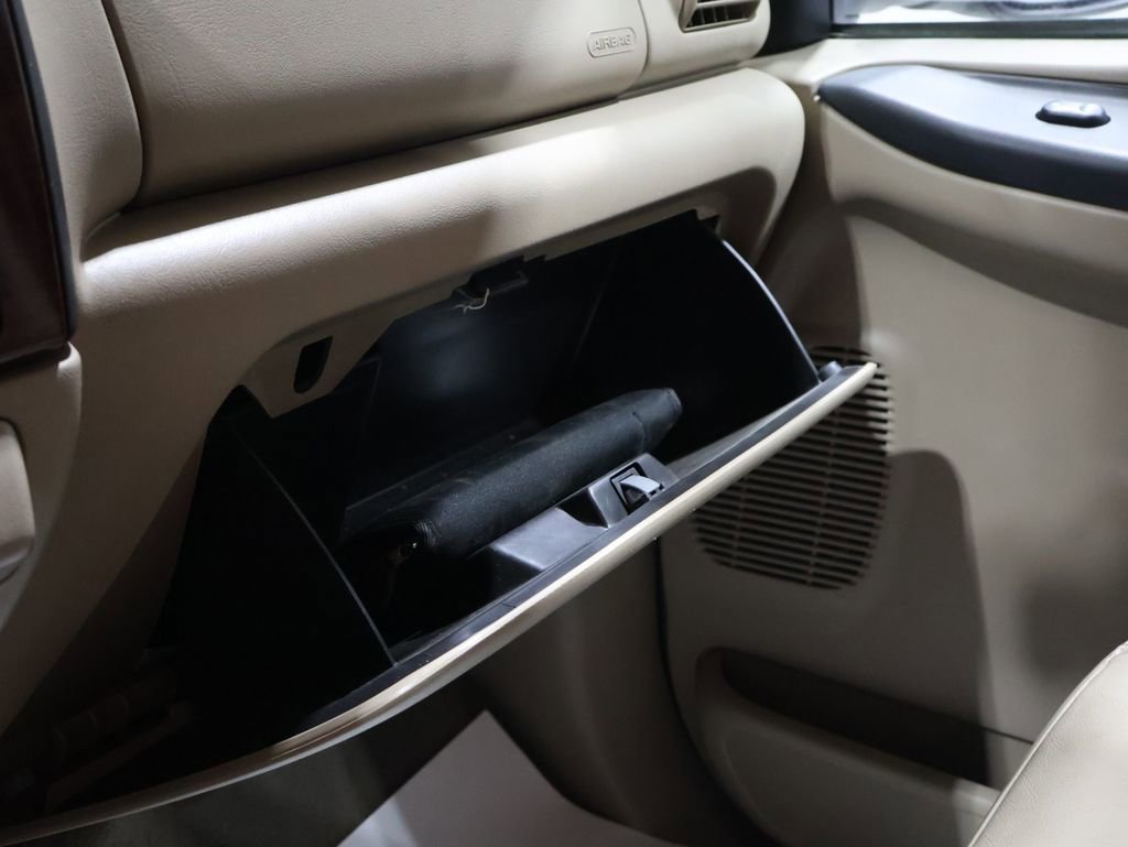 Used 2006 Ford F250 Lariat image 24