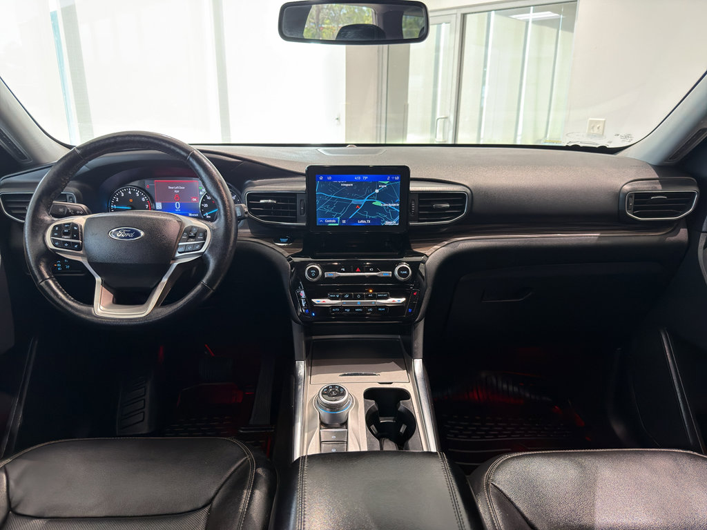 Used 2022 Ford Explorer Limited image 16
