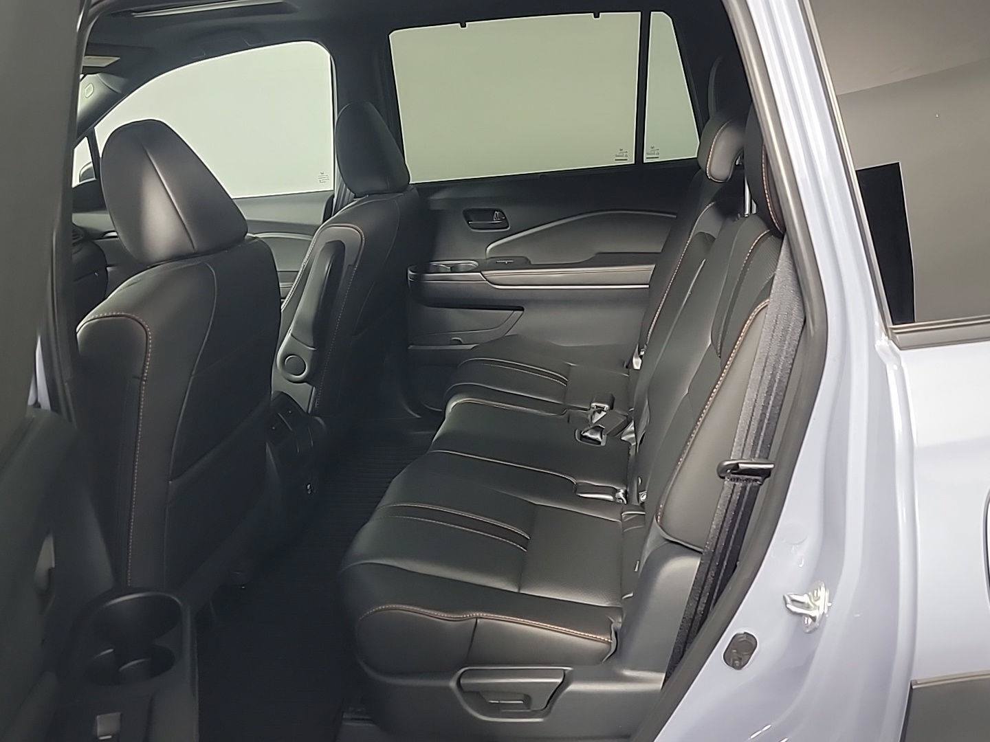Certified 2023 Honda Passport TrailSport image 17
