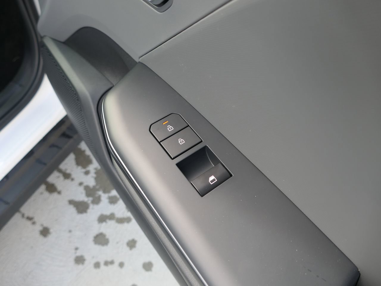 New 2025 Kia K4 LXS image 23