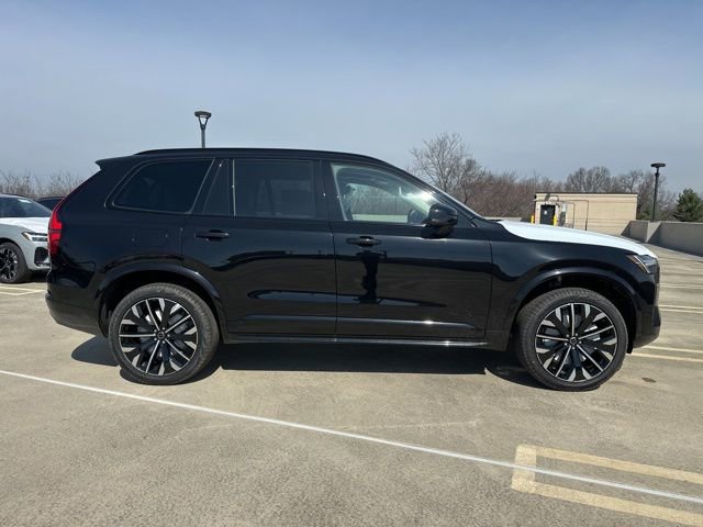 New 2026 Volvo XC90 B6 Ultra w/ Lounge Package image 8